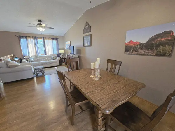 3021 Mary Street, Yankton, SD 57078