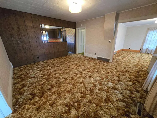 309 Mulberry Street, Yankton, SD 57078