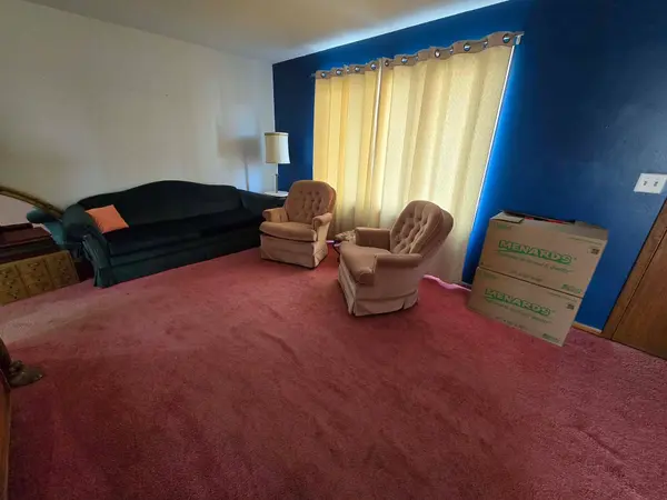 901 E 16th Street, Yankton, SD 57078