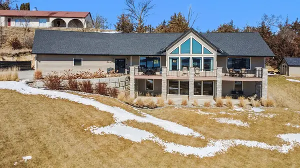 116 Drake Cir, Yankton, SD 57078