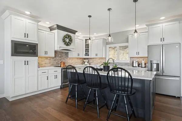 116 Drake Cir, Yankton, SD 57078