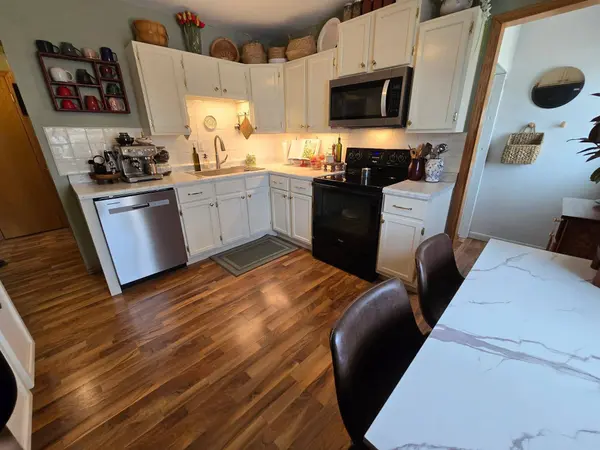 900 W 15th Street, Yankton, SD 57078