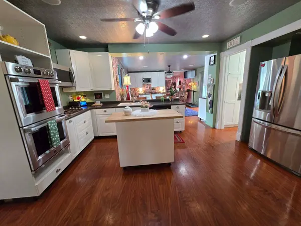 400 Kingsbury Street, Gayville, SD 57031