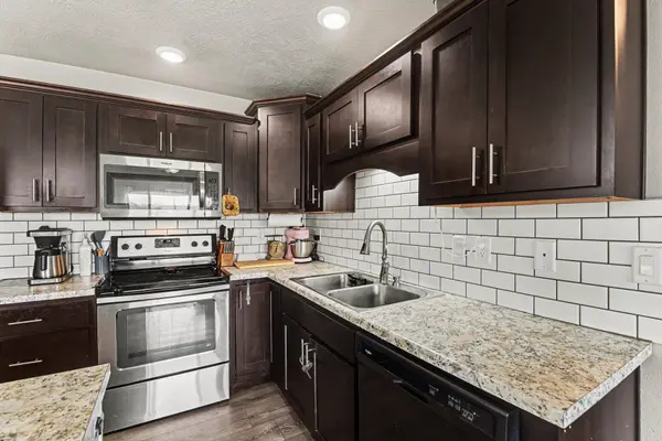 2516 Wynn Way, Yankton, SD 57078