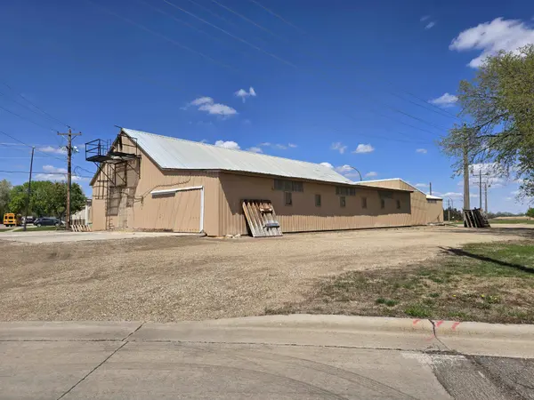 114 Mulberry Street, Yankton, SD 57078