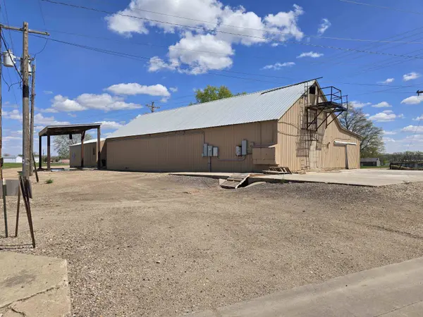 114 Mulberry Street, Yankton, SD 57078