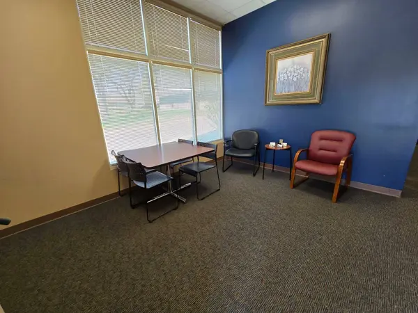 1101 Broadway Avenue, Yankton, SD 57078