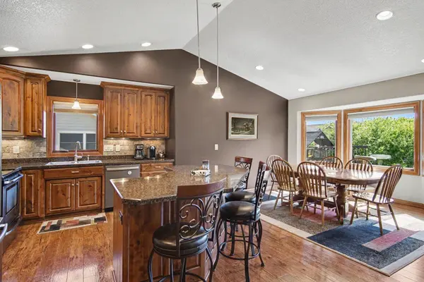 1802 W Street, Yankton, SD 57078