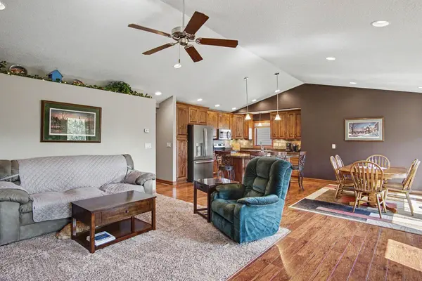 1802 W Street, Yankton, SD 57078