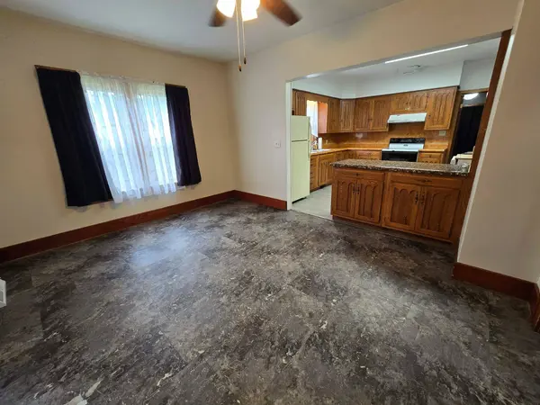 720 Second St, Scotland, SD 57059
