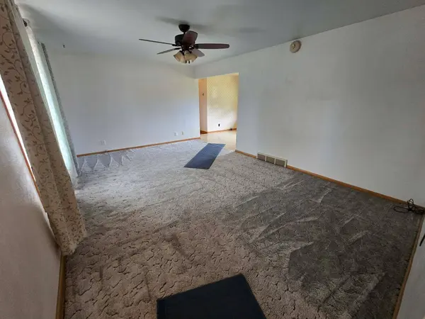 3108 W 11th Street, Yankton, SD 57078