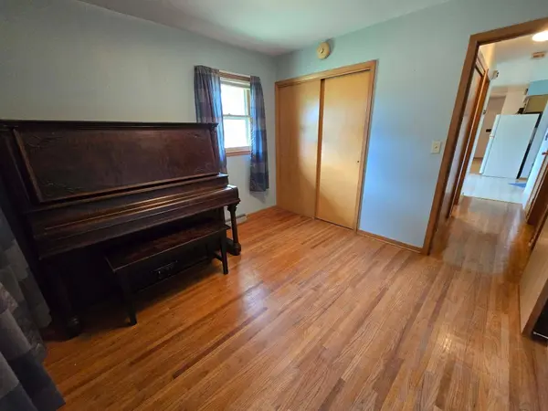 3108 W 11th Street, Yankton, SD 57078