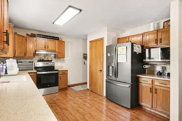 102 E 26th Street, Yankton, SD 57078