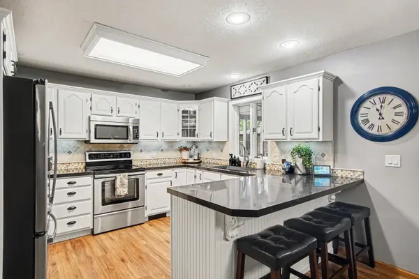 804 E 21st Street, Yankton, SD 57078