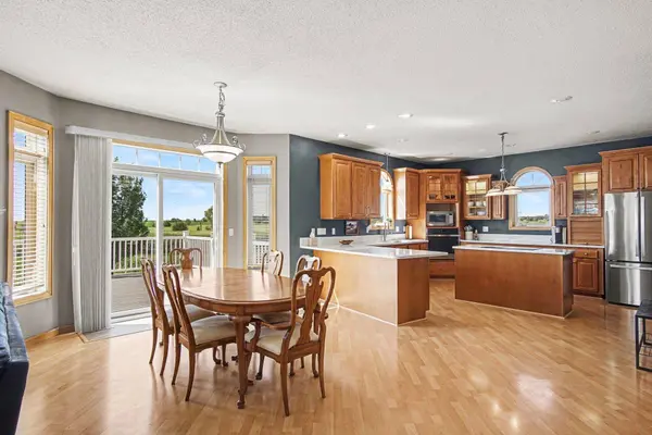 122 Lake Shore Dr, Utica, SD 57067