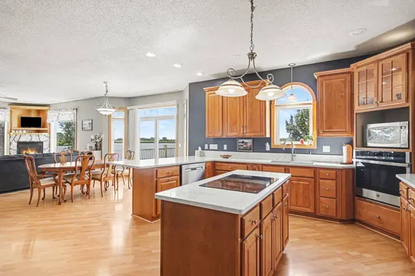 122 Lake Shore Dr, Utica, SD 57067