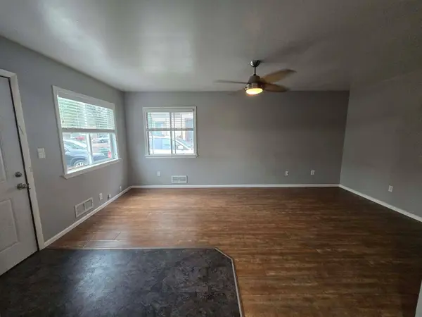 1015 Kennedy Dr, Yankton, SD 57078