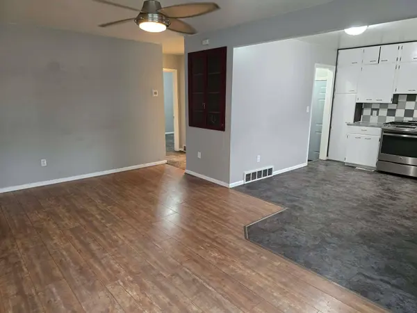 1015 Kennedy Dr, Yankton, SD 57078