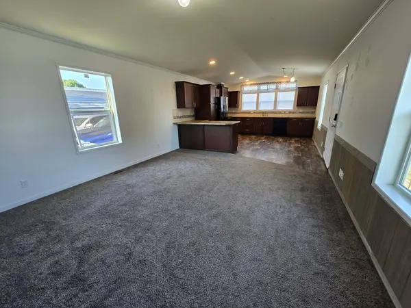 105 Sid St, Yankton, SD 57078