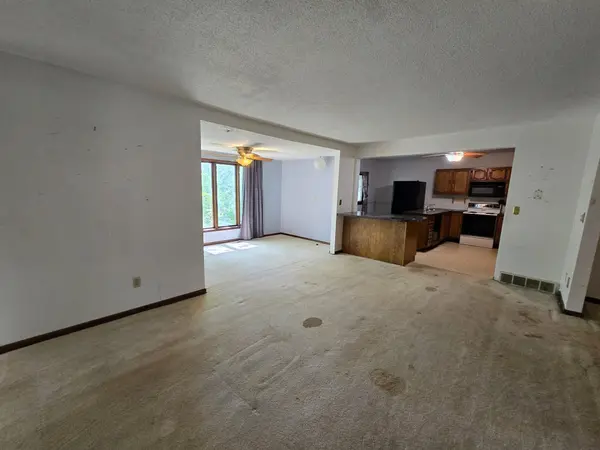 301 W 11th Ave, Tyndall, SD 57066