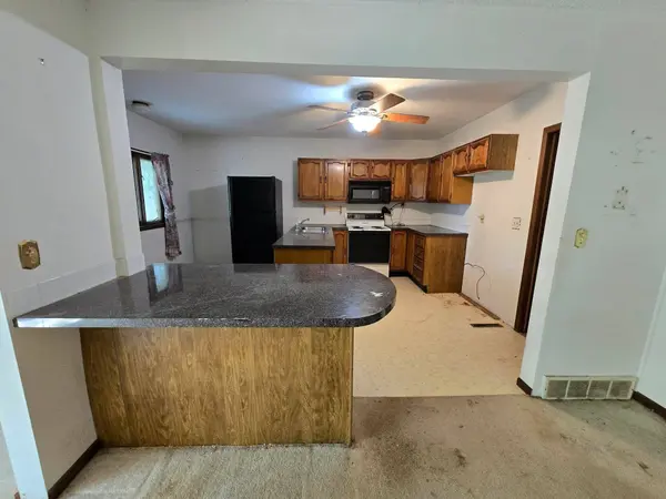 301 W 11th Ave, Tyndall, SD 57066