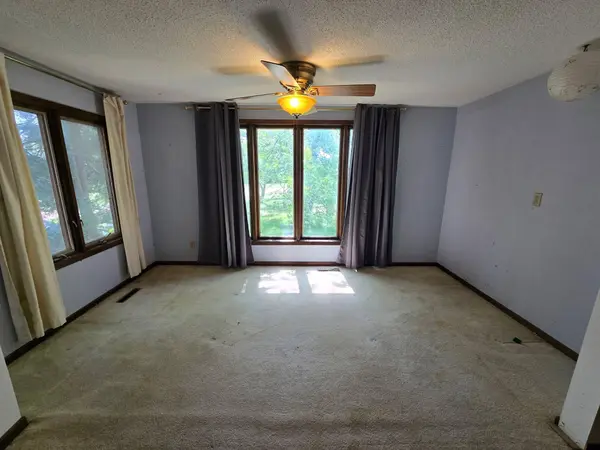 301 W 11th Ave, Tyndall, SD 57066