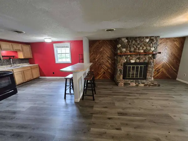 1517 College St, Yankton, SD 57078
