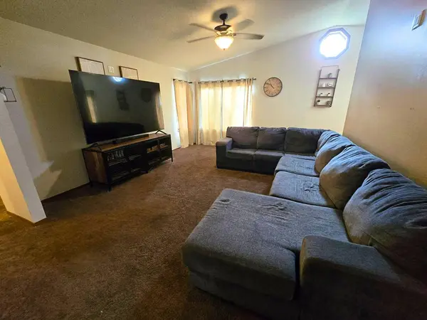 2606 Williams Cir, Yankton, SD 57078
