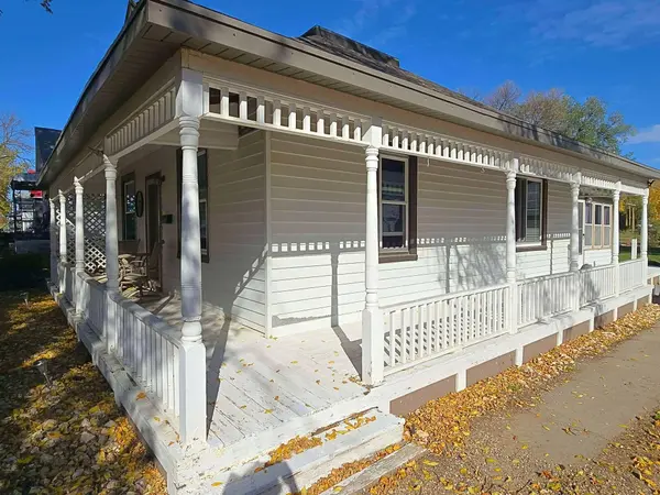 233 N Janda Ave, Tabor, SD 57063