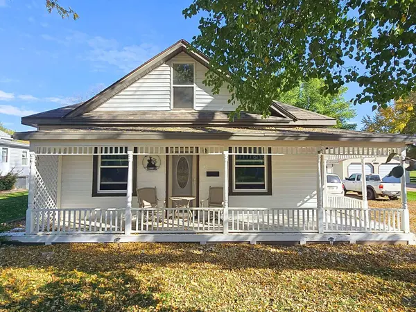 233 N Janda Ave