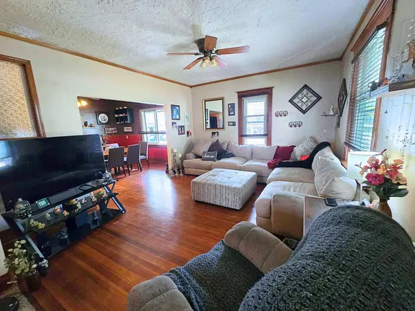 233 N Janda Ave, Tabor, SD 57063