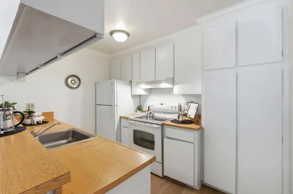 4155 Shelter Creek LN, San Bruno, CA 94066