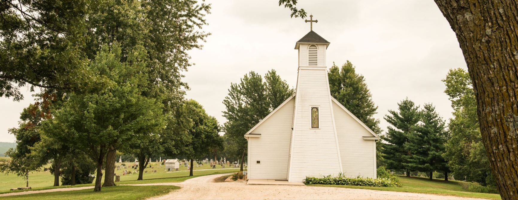 St._Patrick's_Catholic_Church_in_Cumming,_Iowa