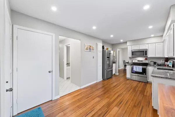 245 Corene Avenue, Waukee, IA 50263