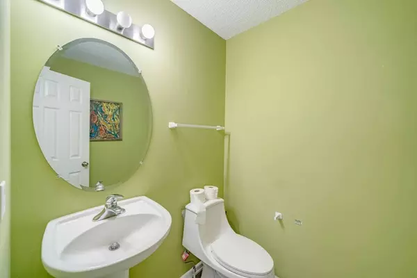 2806 Ithica Court, Altoona, IA 50009