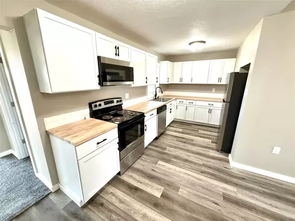 280 N 3rd Street, IA 50154