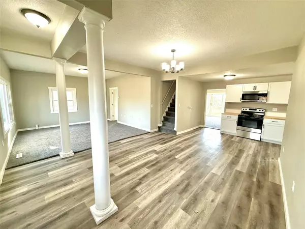 280 N 3rd Street, IA 50154