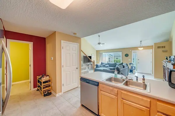 2806 Ithica Court, Altoona, IA 50009