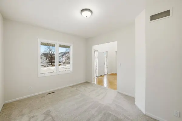 609 Shelley Avenue, Ames, IA 50014