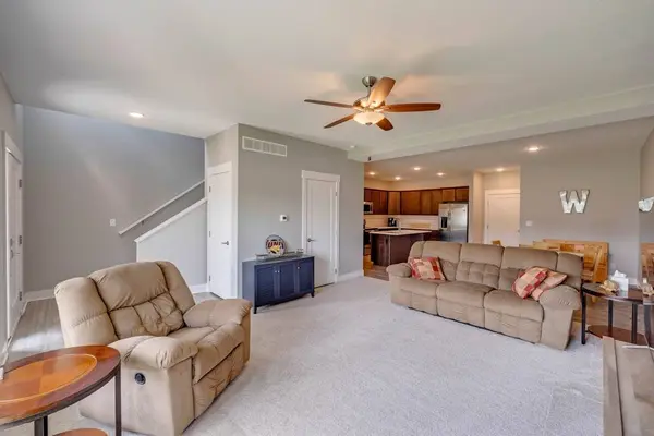 16605 Wilden Drive, Clive, IA 50325