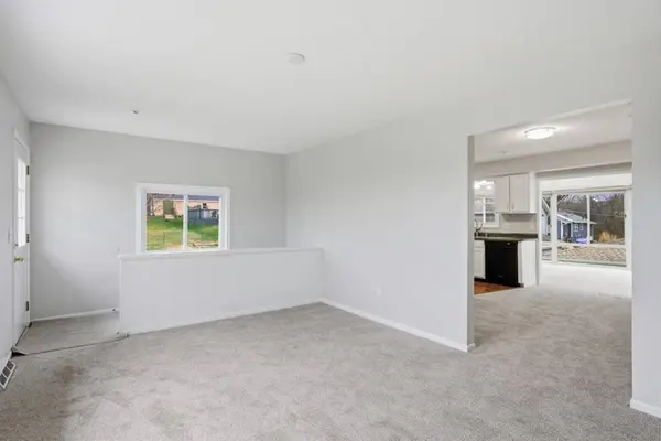 5412 SW 3rd Street, Des Moines, IA 50315