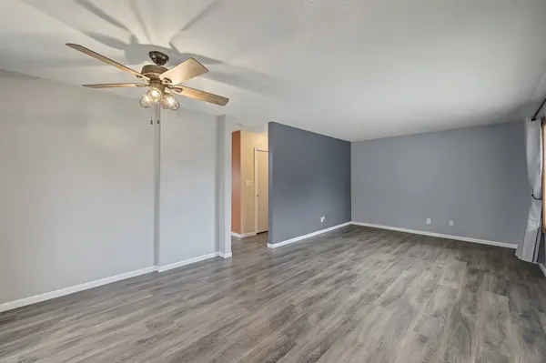 525 5th Street, Nevada, IA 50201