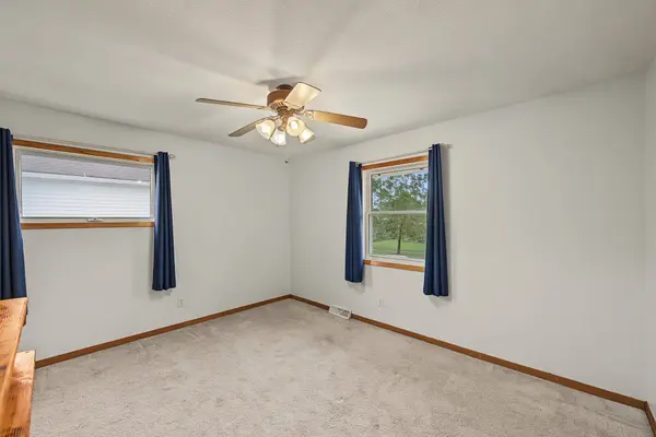 525 5th Street, Nevada, IA 50201
