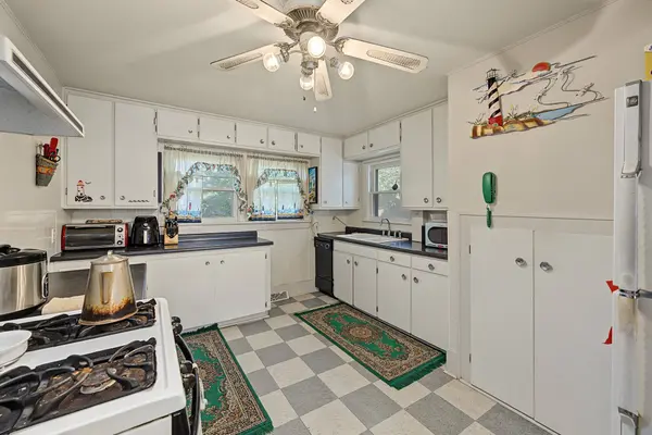2730 Hubbell Avenue, Des Moines, IA 50317