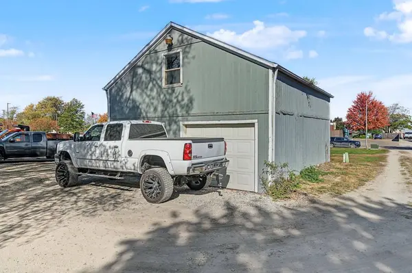 302 E Ashland Avenue, Indianola, IA 50125