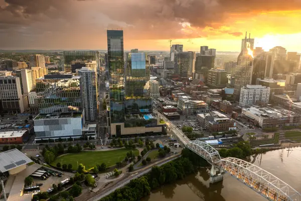The Best Places to Live in the Nashville Metro: Tailoring Your Neighborhood to Your Lifestyle and Life Stage