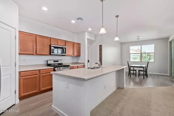 7242 E TEAL Way, San Tan Valley, AZ 85143