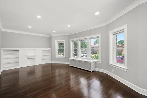 8101 S Kimbark Avenue, Chicago, IL 60619