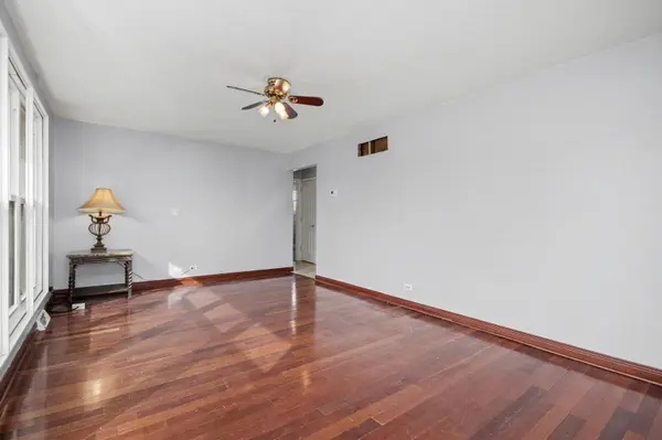 355 IRIS LN, Chicago Heights, IL 60411