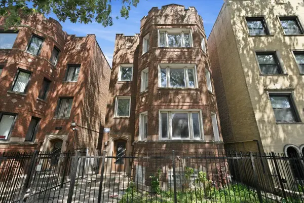 7537 S Phillips AVE, Chicago, IL 60649